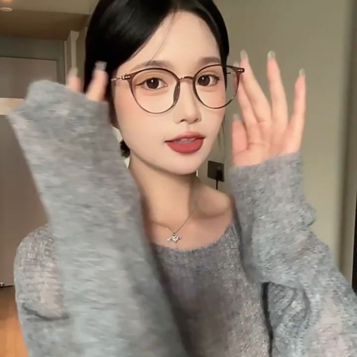 Product Video Thumbnail