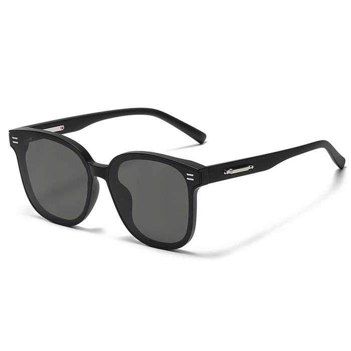 C1 Shiny black