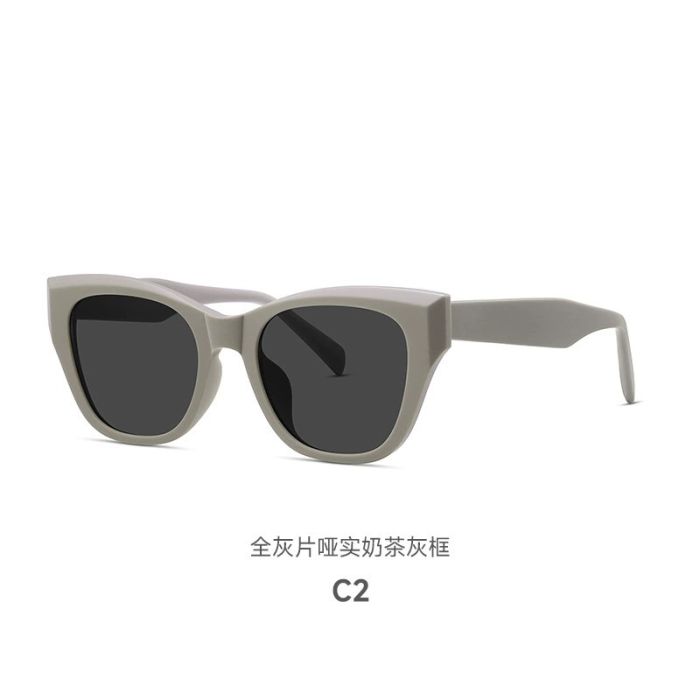 C2 Matte tea milk/nylon grey lenses