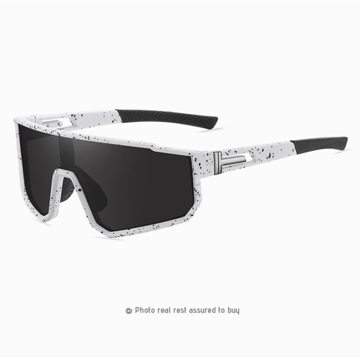 C9 White spot frame/grey lenses