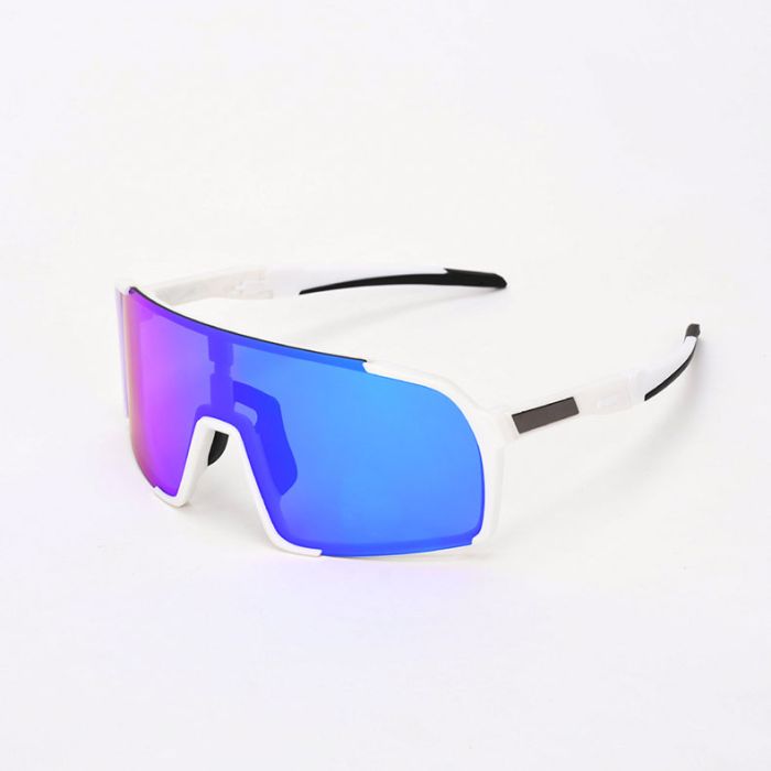 C21 Single glasses as photo