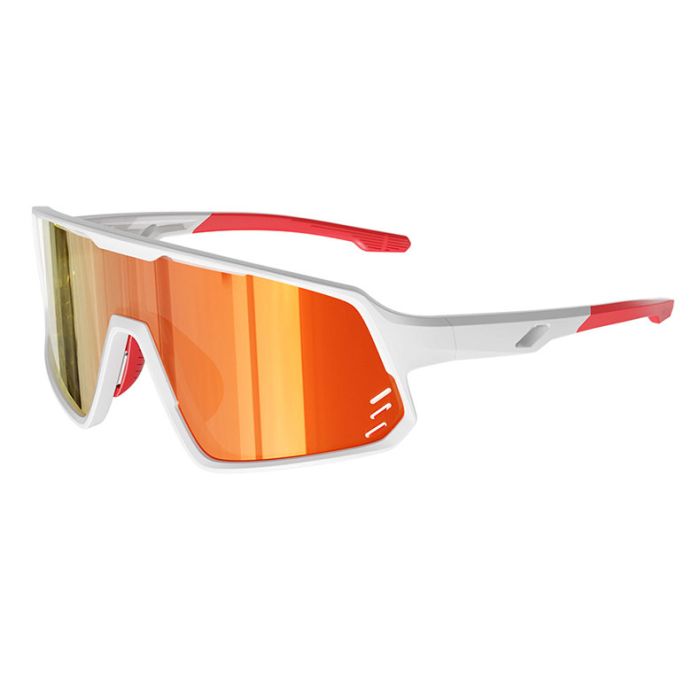 C5 Shiny white/brown with red